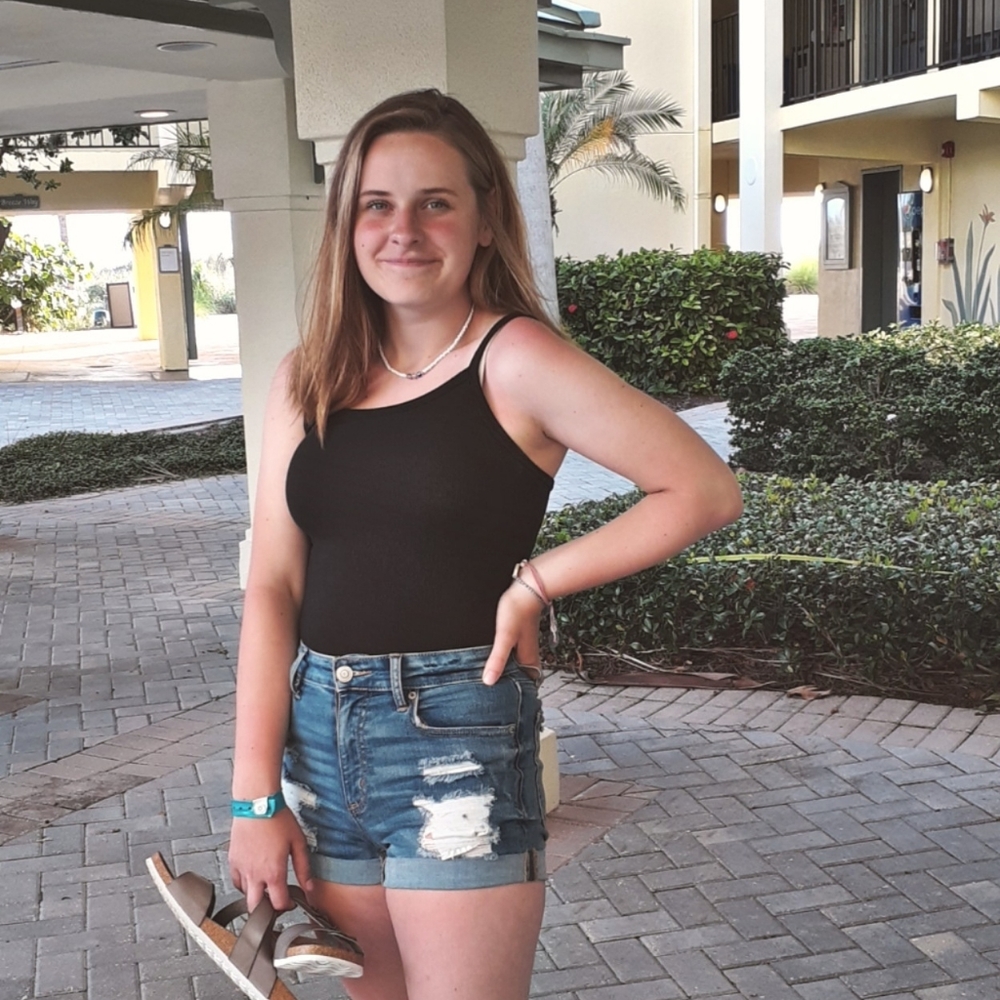 Meet your Posher, Jillian